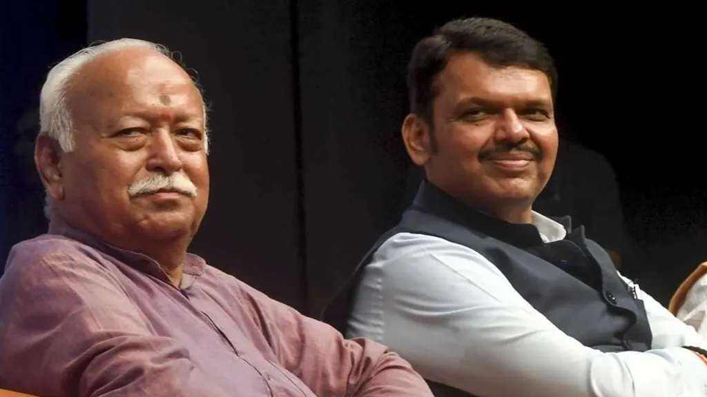 महाराष्ट्राच्या राजकारणातील महत्वाची घडामोड, मुख्यमंत्री फडणवीसांनी घेतली सरसंघचालकांची भेट, दोघांमध्ये काय चर्चा?